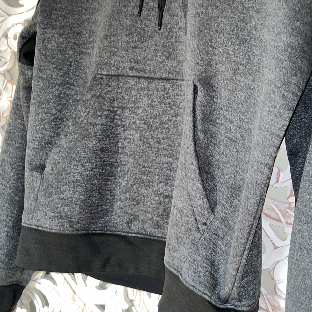Adidas Climawarm Gray & Black Sweatshirt Hoodie -Size Small EUC - Picture 7 of 15